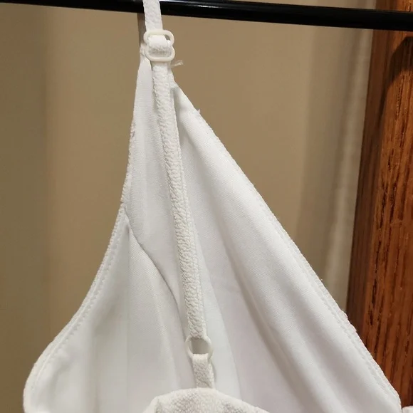 White with floral applications summer or homecoming dress. Size 1/2 - Picture 5 of 16